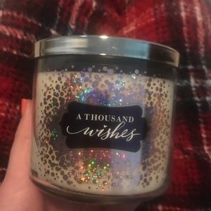 A thousand wishes bath And Body Works Candle